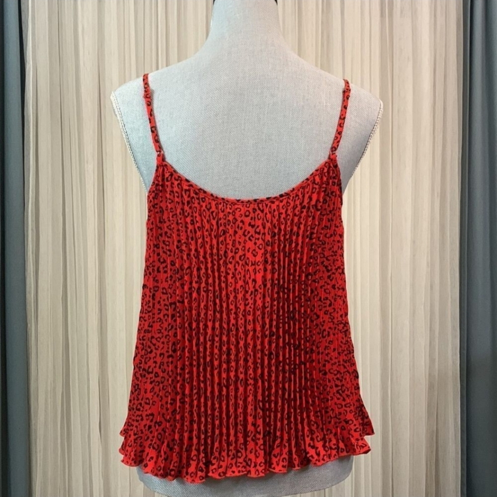 Red Leopard Print Pleated Cami Top - Picture 2 of 6
